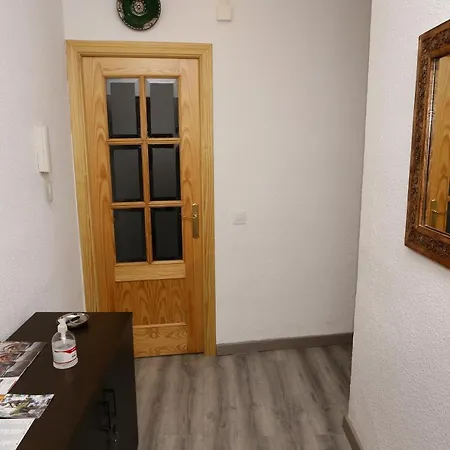 Appartement Calle San Basilio - Patios. Aparcamiento Gratis *