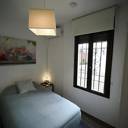 アパート Calle San Basilio - Patios. Aparcamiento Gratis コルドバ